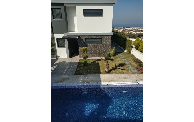 Luxury detached villa with privaate pool with seaviews.